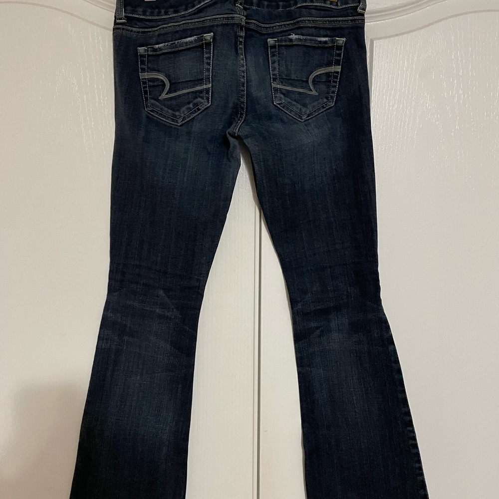 American Eagle AE Jeans Women Size 2 x 28. Color Blue. Great Condition!!!